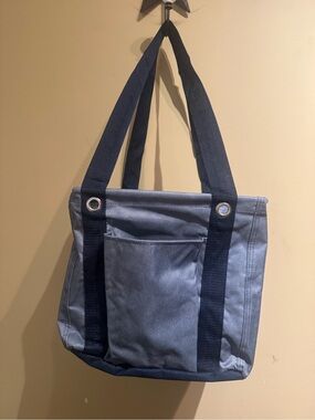 Thirty-One Small Utility Tote Denim Distressed Pebble Blue. EUC